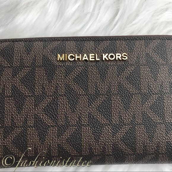 NWT Michael Kors Brown Large phone case wallet - Picture 2 of 8